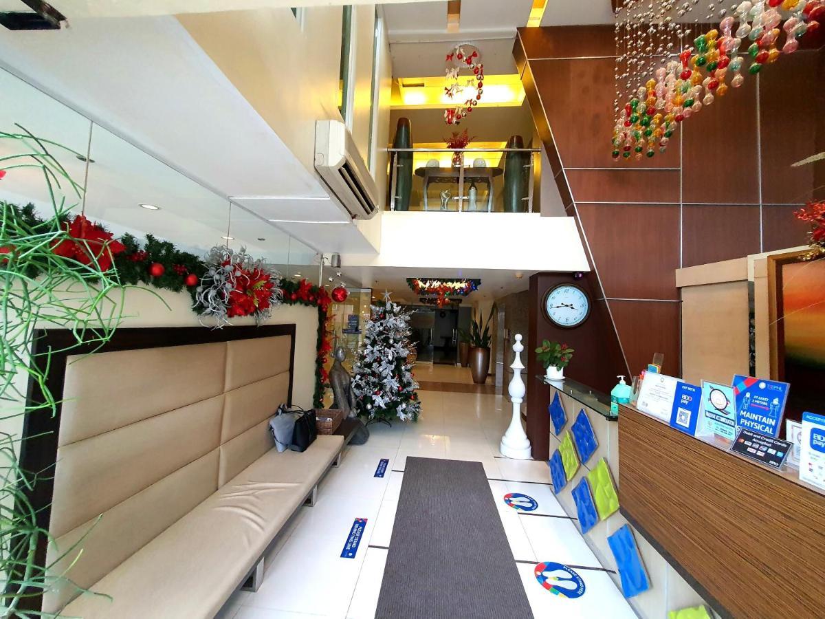 Festive Hotel Makati Paco Exteriér fotografie