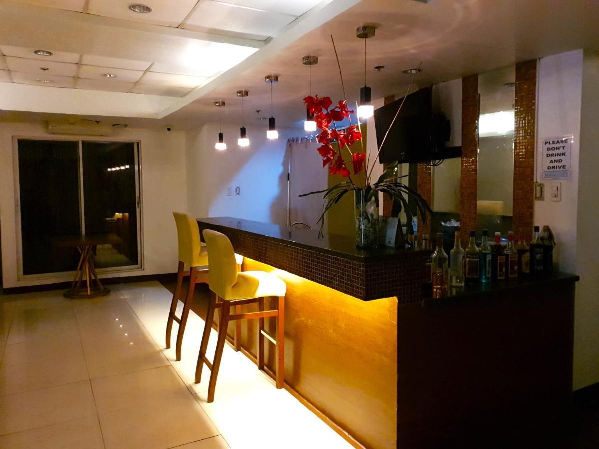 Festive Hotel Makati Paco Exteriér fotografie